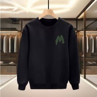 M HARF BASKILI SİYAH SWEATSHİRT